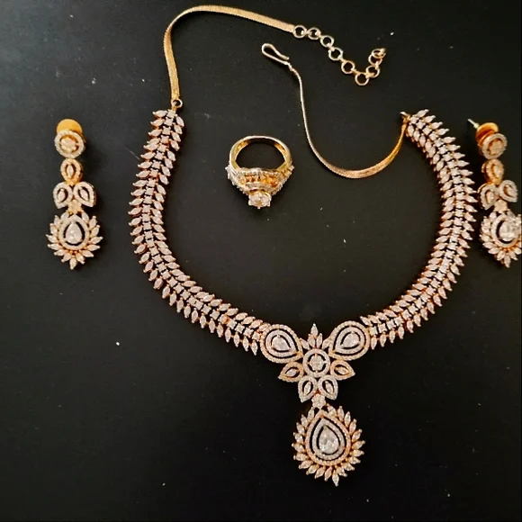 Jewellery set - Picture 1 of 4